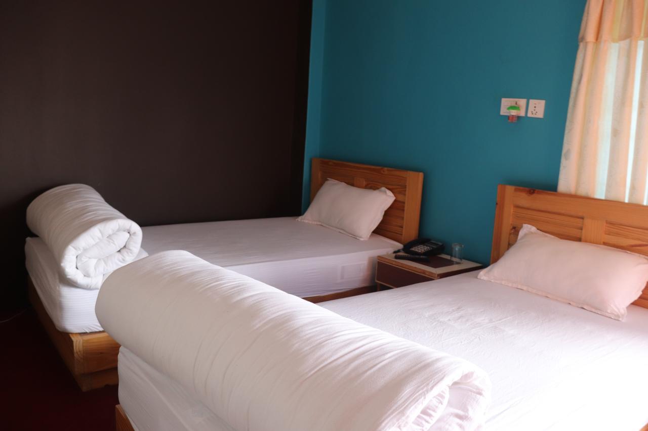 Hotel Young'S Stupa Ranipauwa Экстерьер фото