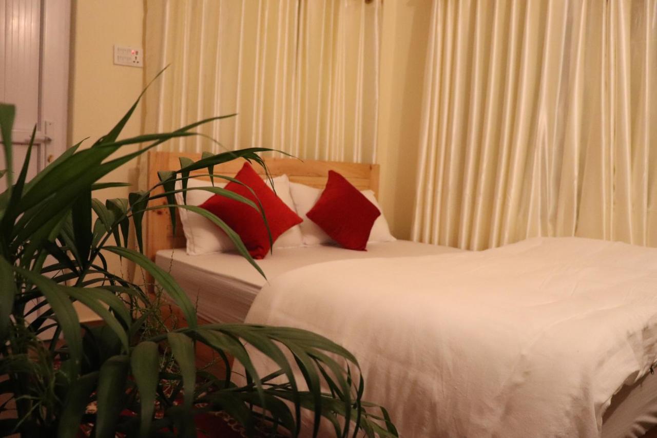 Hotel Young'S Stupa Ranipauwa Экстерьер фото